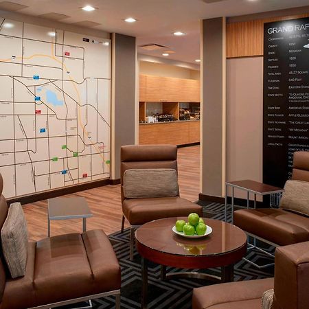 Towneplace Suites By Marriott Grand Rapids Airport Cascade Luaran gambar