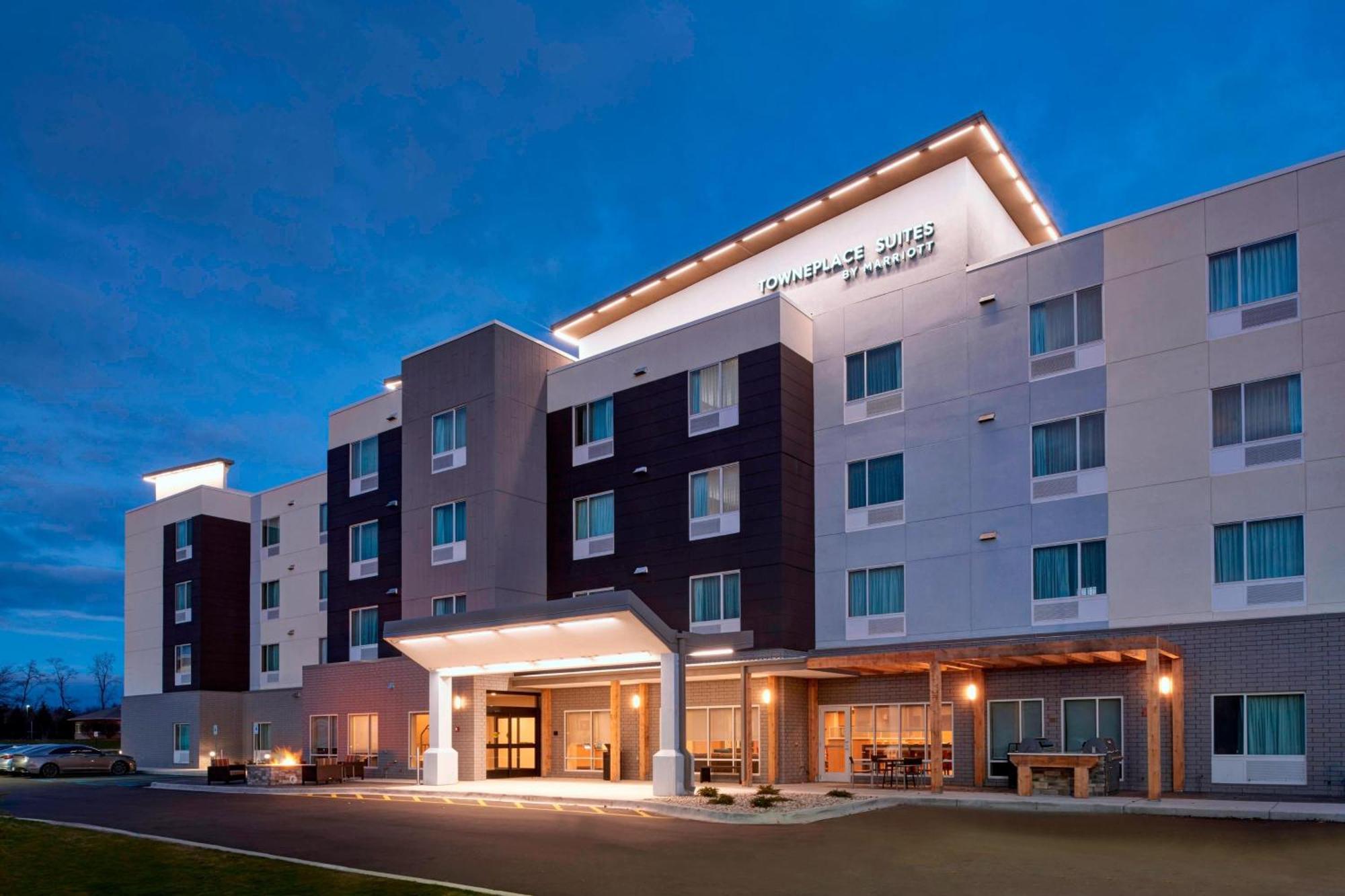Towneplace Suites By Marriott Grand Rapids Airport Cascade Luaran gambar