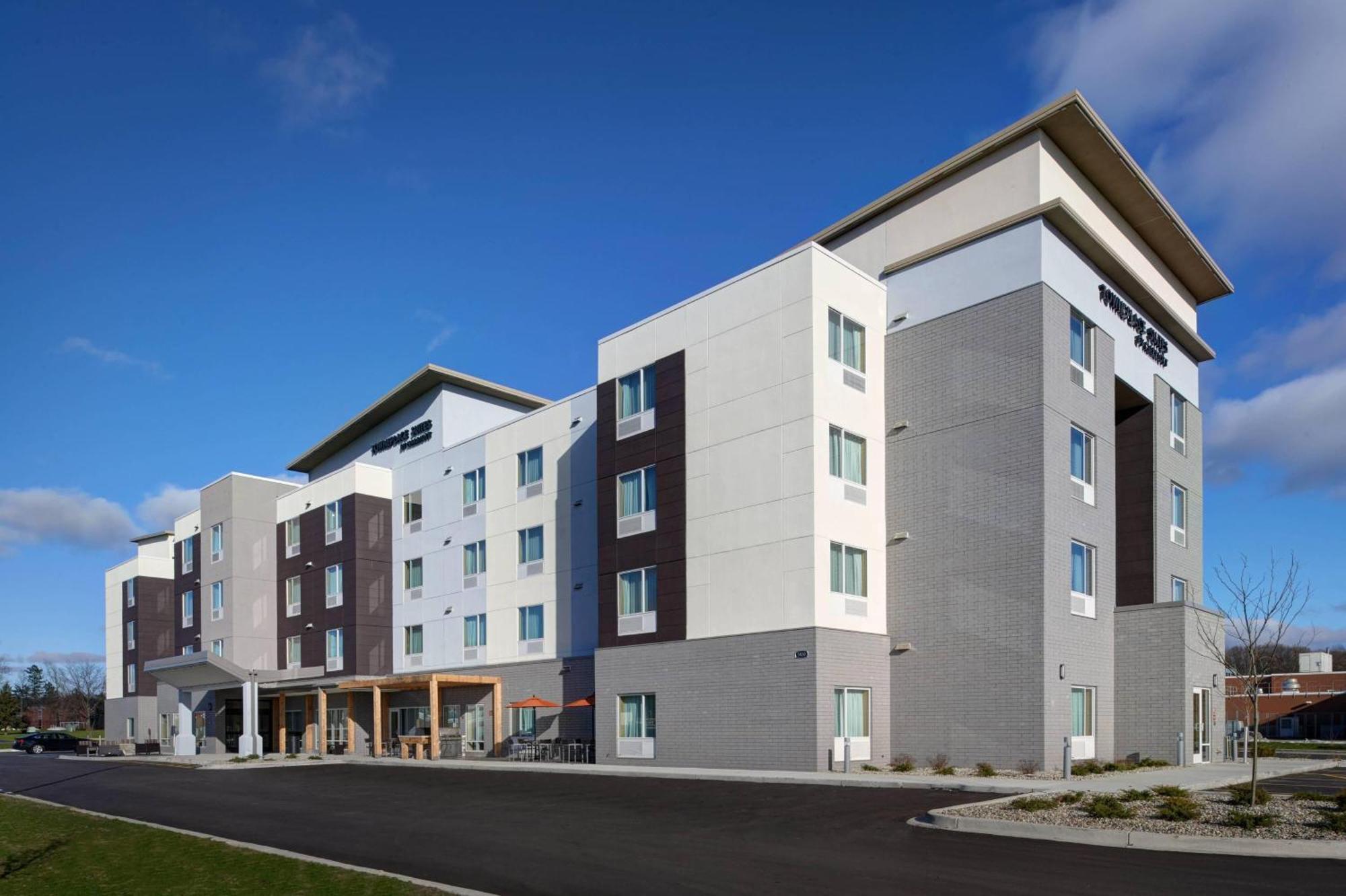 Towneplace Suites By Marriott Grand Rapids Airport Cascade Luaran gambar